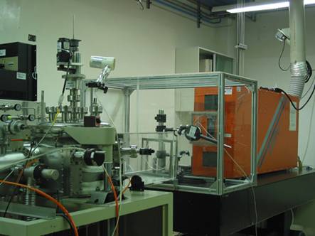 Tunable ArF excimer-laser source